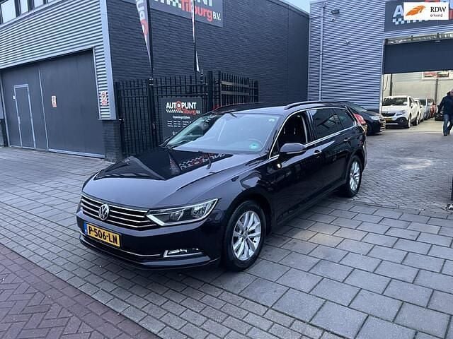 Zwart Occasion 2016 VW Passat Highline Stationwagen | € 9.999 (Eerlijke prijs) - Afbeelding 1/4