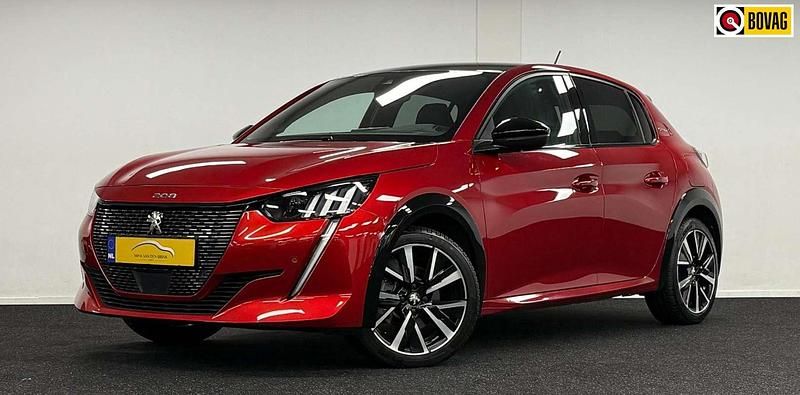 Occasion Peugeot 208 GT-line 101 PK (74 kW) 2020 Rood Hatchback
