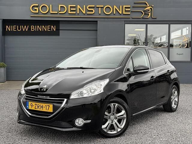 Zwart Gebruikt 2015 Peugeot 208 Allure Hatchback | € 7.243 (Goede deal) - Afbeelding 1/4
