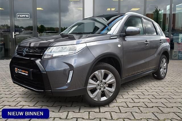Grijs Gebruikt 2025 Suzuki Vitara SUV | € 27.900 (Goede deal) - Afbeelding 1/3