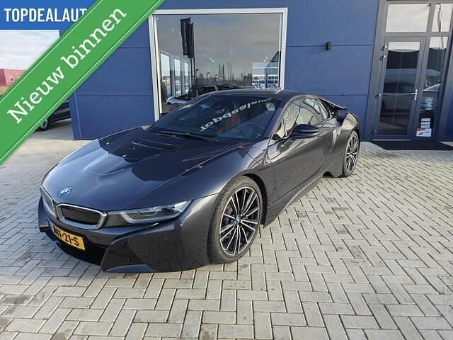 Zwart Occasion 2020 BMW i8 Comfort Edition Coupé | € 74.500 (Goede deal) - Afbeelding 1/4
