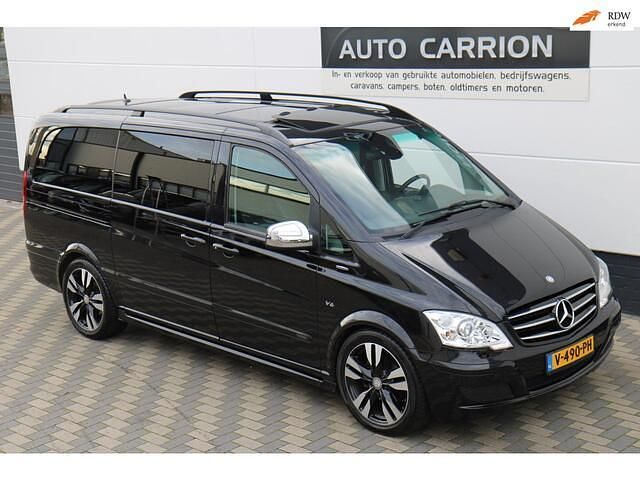 Zwart (metallic) Gebruikt 2013 Mercedes Viano Avantgarde MPV | € 23.445 - Afbeelding 1/4