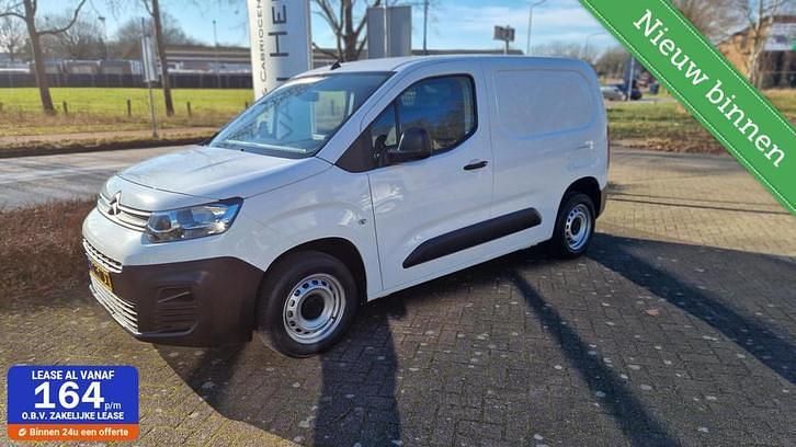Wit Occasion 2021 Citroën Berlingo PureTech MPV | € 9.950 (Super prijs) - Afbeelding 1/4