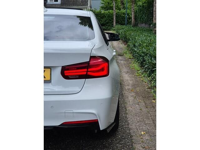 Occasion BMW 320 Executive 184 PK (135 kW) 2018 Wit Sedan