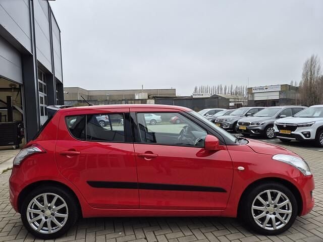 Occasion Suzuki Swift Comfort 94 PK (69 kW) 2012 Rood Hatchback
