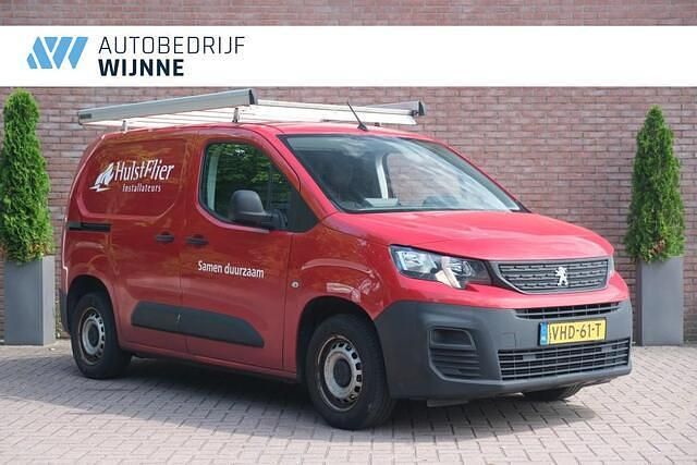 Rood Gebruikt 2020 Peugeot Partner MPV | € 5.400 (Super prijs) - Afbeelding 1/4