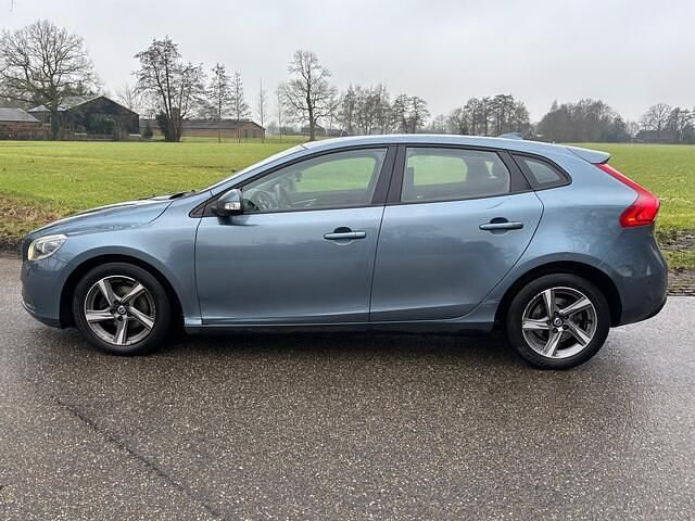 Occasion Volvo V40 Summum 114 PK (83 kW) 2014 Blauw Hatchback