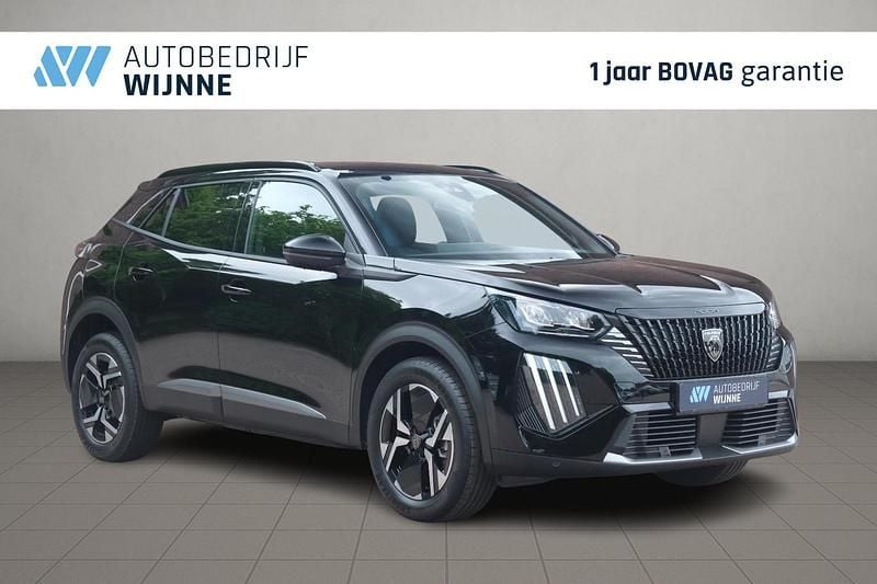 Zwart Gebruikt 2024 Peugeot 2008 Allure SUV | € 23.950 (Goede deal) - Afbeelding 1/4