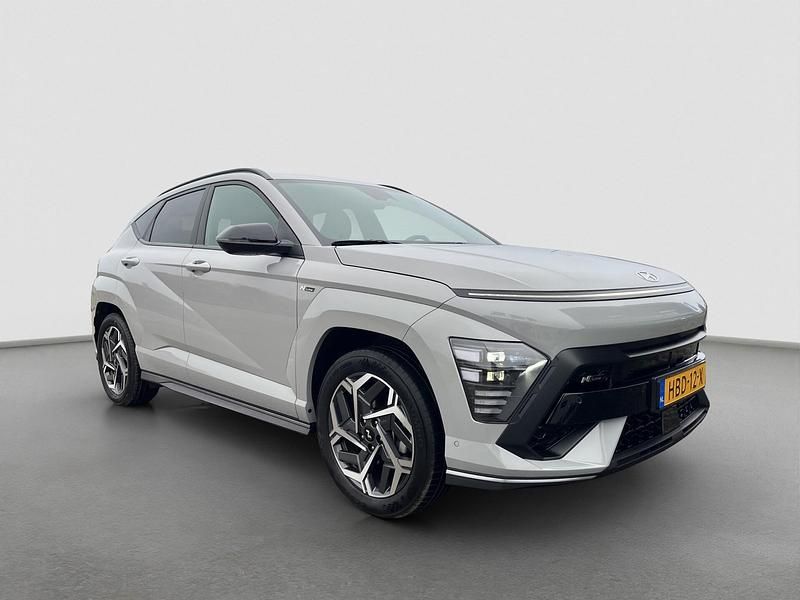 Occasion Hyundai Kona N Line 142 PK (104 kW) 2025 Grijs SUV