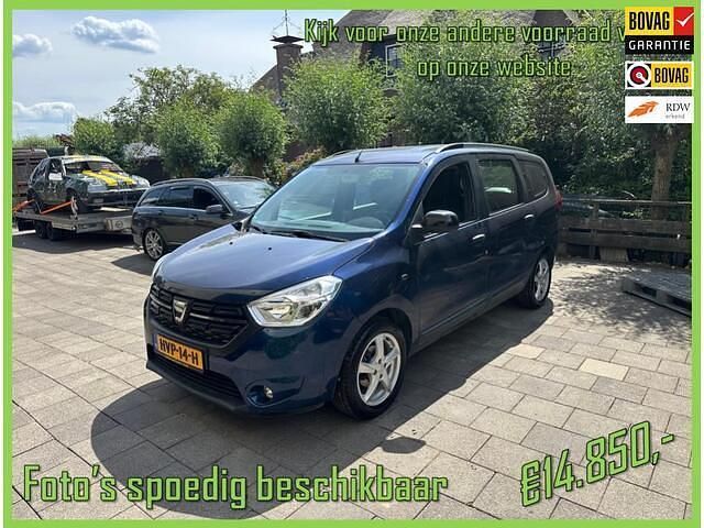Blauw Gebruikt 2019 Dacia Lodgy MPV | € 14.850 - Afbeelding 1/4