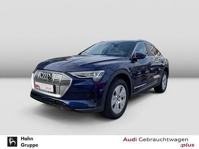 Blauw Occasion 2021 Audi e-tron SUV | € 37.489 (Eerlijke prijs) - Afbeelding 1/4