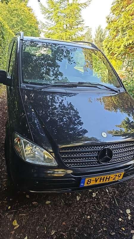 Zwart Gebruikt 2010 Mercedes Vito MPV | € 4.500 (Eerlijke prijs) - Afbeelding 1/4