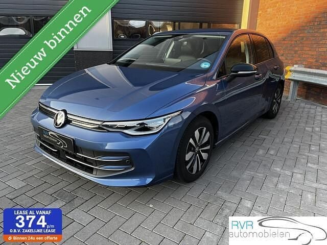 Blauw (metallic) Gebruikt 2025 VW Golf VIII Goal Hatchback | € 27.950 (Super prijs) - Afbeelding 1/4