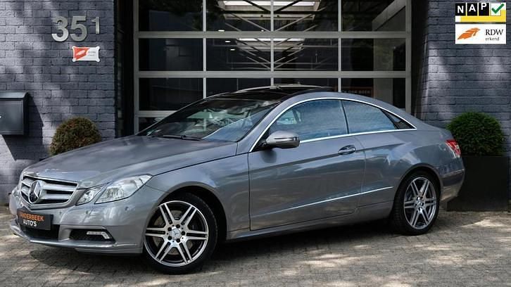 Occasion Mercedes E500 Avantgarde 388 PK (285 kW) 2009 Grijs Coupé