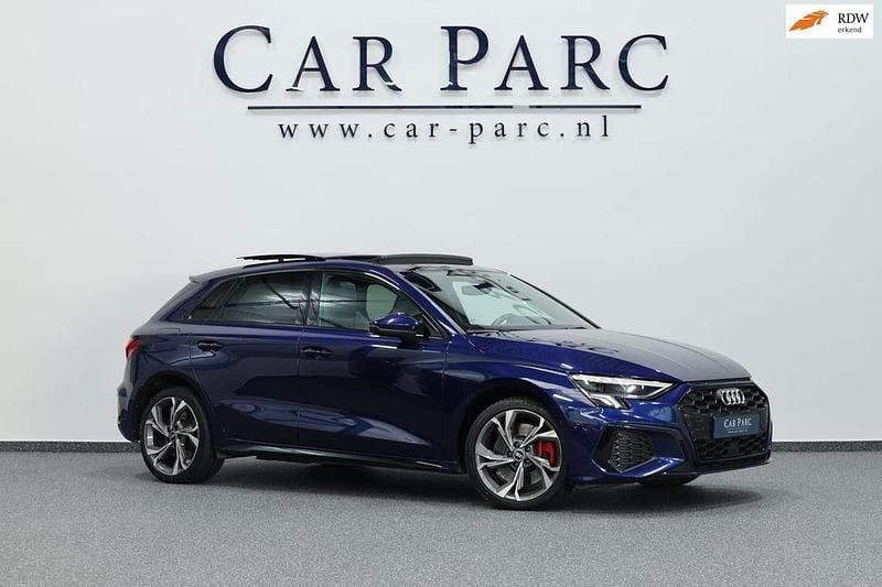 Occasion Audi A3 e-tron S-Line 150 PK (110 kW) 2021 Blauw (metallic) Hatchback