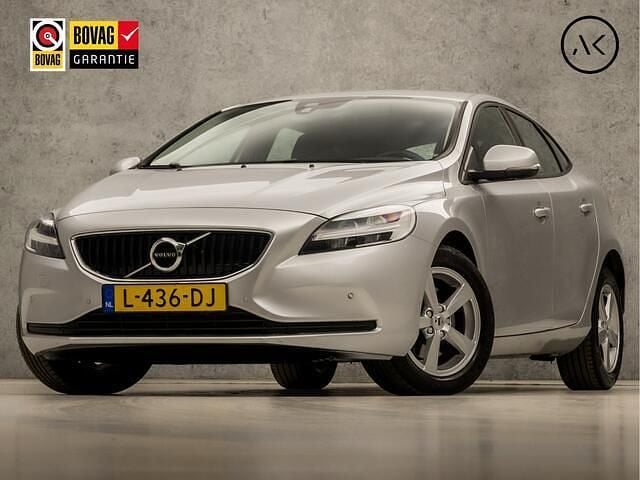 Grijs Gebruikt 2017 Volvo V40 Inscription Stationwagen | € 14.945 (Super prijs) - Afbeelding 1/4