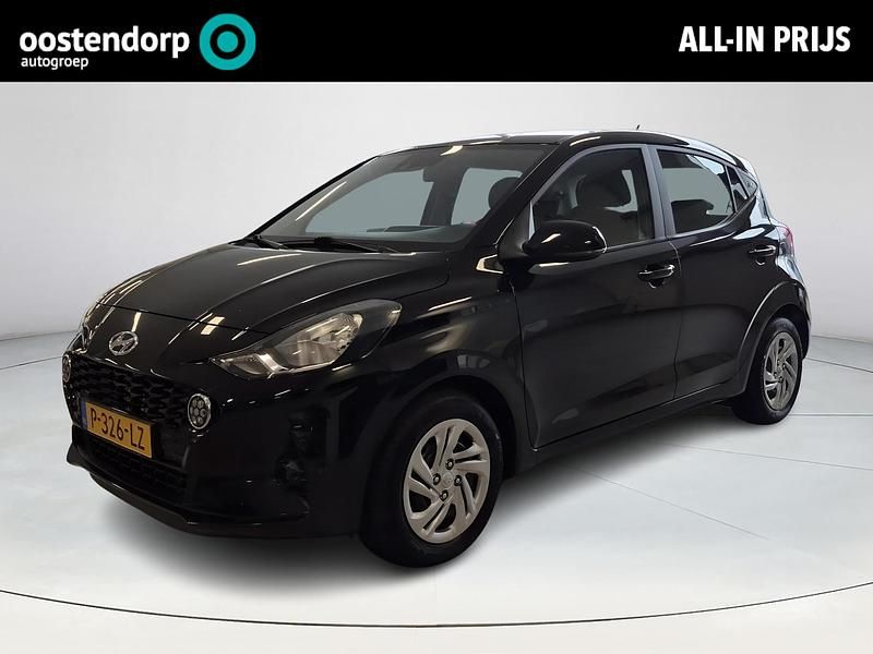 Zwart Gebruikt 2022 Hyundai i10 Comfort Hatchback | € 12.840 (Eerlijke prijs) - Afbeelding 1/4