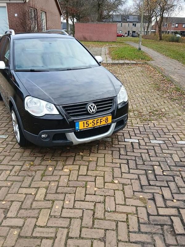 Gebruikt 2006 VW Polo Cross Hatchback | € 2.100 (Eerlijke prijs) - Afbeelding 1/4