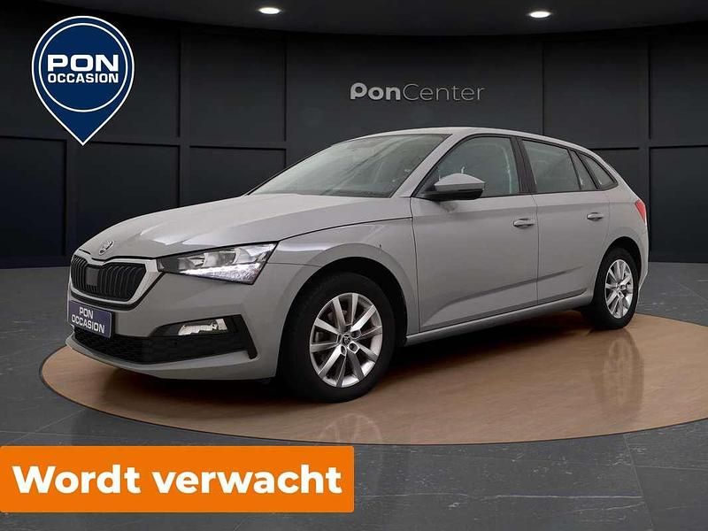 Grijs Occasion 2020 Skoda Scala Ambition Hatchback | € 14.450 (Eerlijke prijs) - Afbeelding 1/3