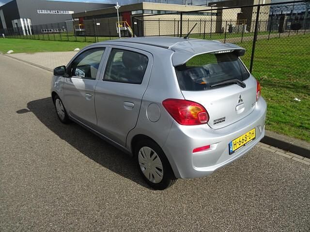 Occasion Mitsubishi Space Star 71 PK (52 kW) 2020 Grijs Hatchback