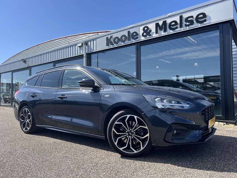 Blauw Gebruikt 2020 Ford Focus Business Edition Stationwagen | € 19.750 (Eerlijke prijs) - Afbeelding 1/4
