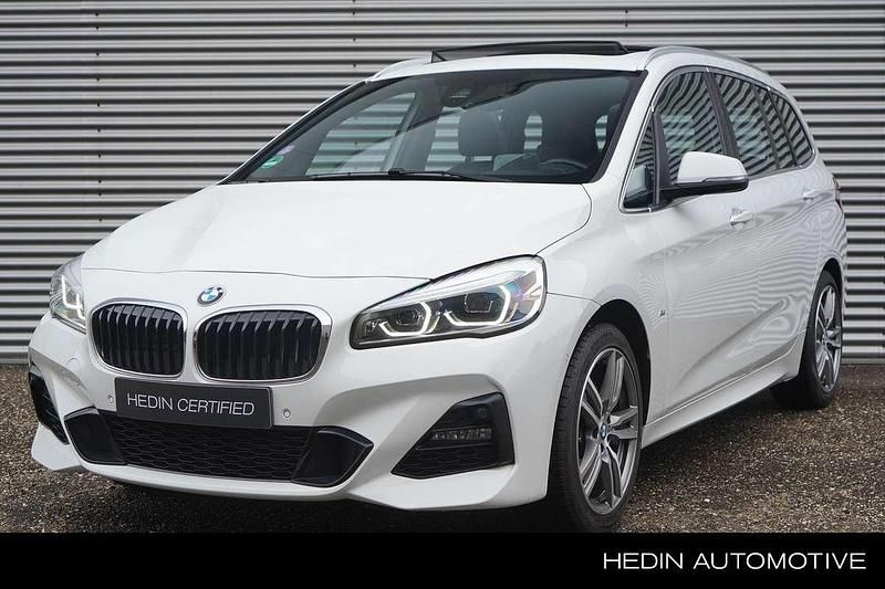Wit Gebruikt 2022 BMW 218 Gran Tourer Comfort Edition MPV | € 26.945 (Iets duurder) - Afbeelding 1/4
