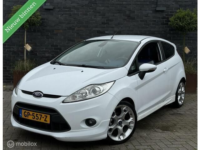 Wit Gebruikt 2010 Ford Fiesta Individual Hatchback | € 3.995 (Eerlijke prijs) - Afbeelding 1/4