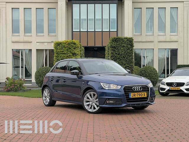 Blauw Gebruikt 2016 Audi A1 Sportback S-Line Hatchback | € 12.950 (Goede deal) - Afbeelding 1/4