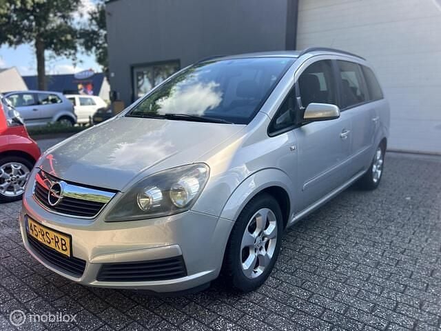 Grijs Gebruikt 2005 Opel Zafira Enjoy MPV | € 1.999 (Eerlijke prijs) - Afbeelding 1/4