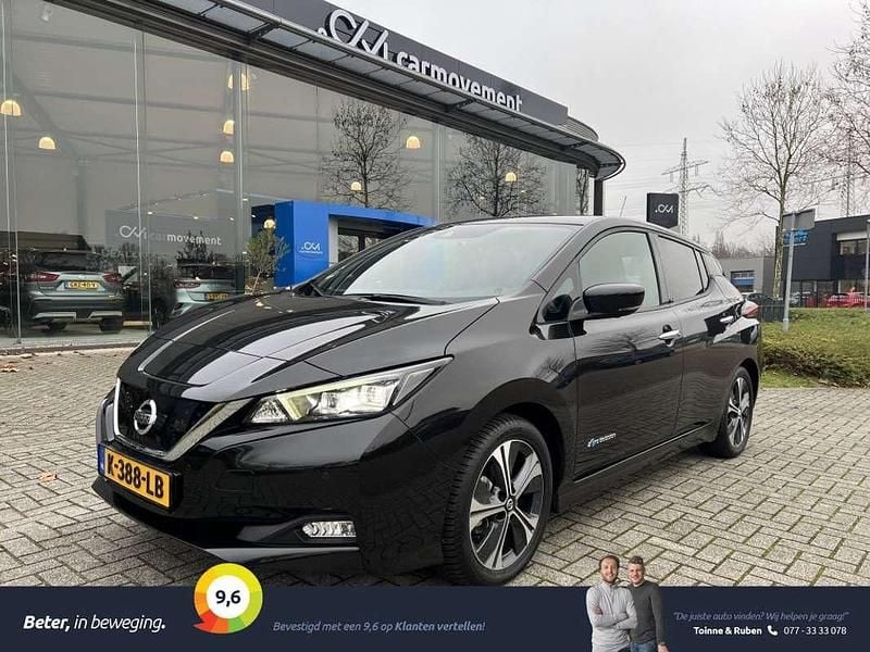 Zwart Gebruikt 2020 Nissan Leaf Tekna Hatchback | € 15.950 (Eerlijke prijs) - Afbeelding 1/4