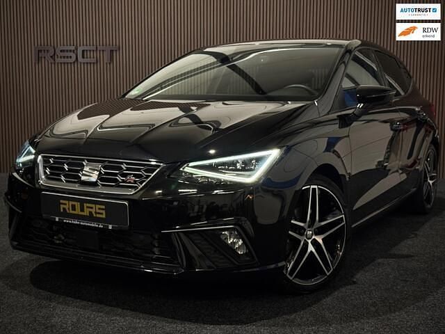 Zwart Occasion 2021 Seat Ibiza FR Hatchback | € 18.950 (Goede deal) - Afbeelding 1/4