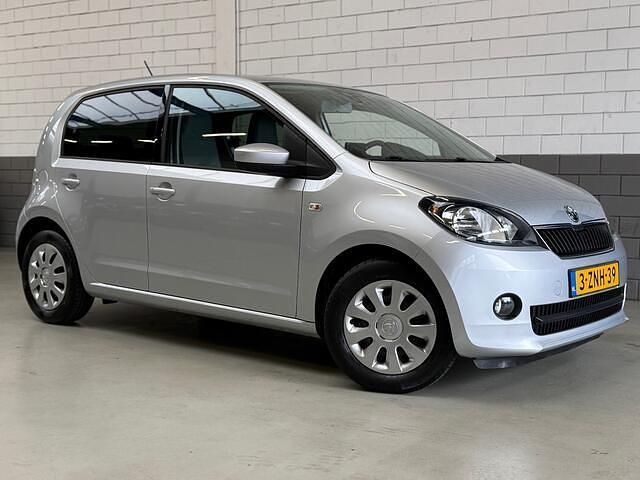 Zilver Gebruikt 2015 Skoda Citigo Hatchback | € 7.250 (Eerlijke prijs) - Afbeelding 1/4