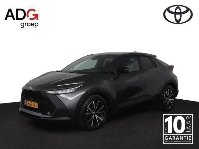 Grijs Gebruikt 2024 Toyota C-HR SUV | € 32.400 (Super prijs) - Afbeelding 1/4