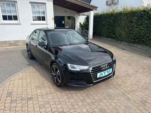 Zwart Gebruikt 2019 Audi A4 Sport Sedan | € 22.990 - Afbeelding 1/4