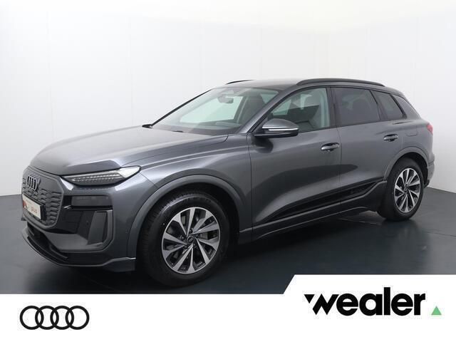 Grijs Gebruikt 2024 Audi Q6 e-tron Advanced SUV | € 65.840 - Afbeelding 1/2
