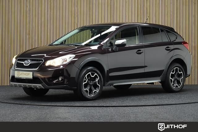 Rood Gebruikt 2012 Subaru XV SUV | € 9.950 (Eerlijke prijs) - Afbeelding 1/4