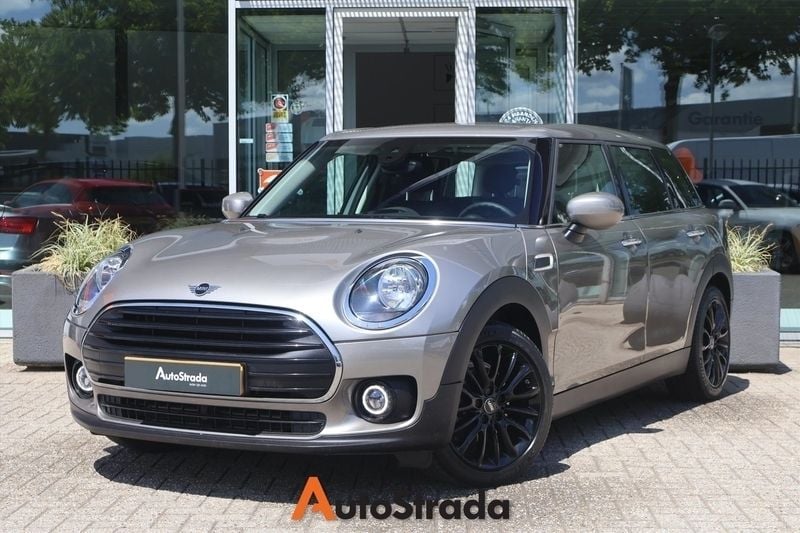 Grijs Gebruikt 2020 Mini Clubman Business Stationwagen | € 19.700 (Eerlijke prijs) - Afbeelding 1/4