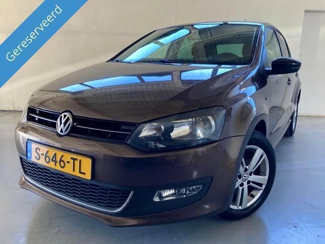Bruin Gebruikt 2013 VW Polo Match Hatchback | € 7.999 (Eerlijke prijs) - Afbeelding 1/4