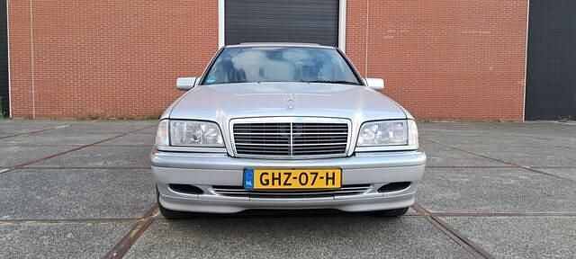 Grijs Gebruikt 1998 Mercedes C180 Elegance Sedan | € 7.950 (Eerlijke prijs) - Afbeelding 1/2