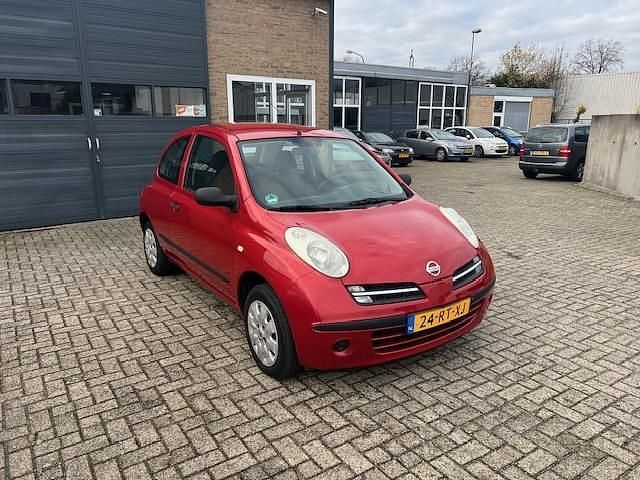 Occasion Nissan Micra Visia 65 PK (47 kW) 2005 Rood Hatchback
