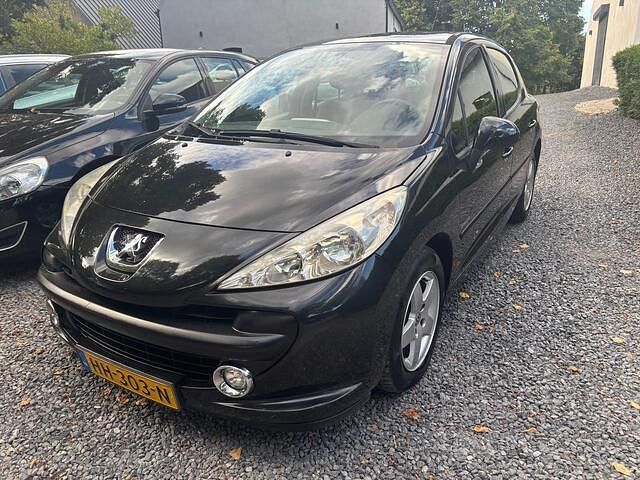 Zwart Gebruikt 2008 Peugeot 207 Hatchback | € 2.499 (Eerlijke prijs) - Afbeelding 1/4