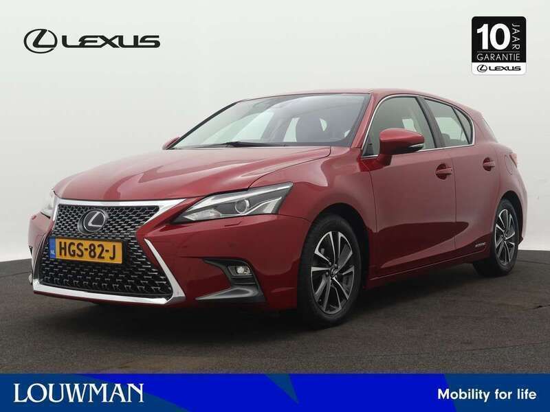 Rood Gebruikt 2019 Lexus CT200h Business Edition Hatchback | € 20.450 (Eerlijke prijs) - Afbeelding 1/3