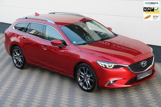 Rood, metallic lak Gebruikt 2017 Mazda 6 Stationwagen | € 19.995 (Eerlijke prijs) - Afbeelding 1/4