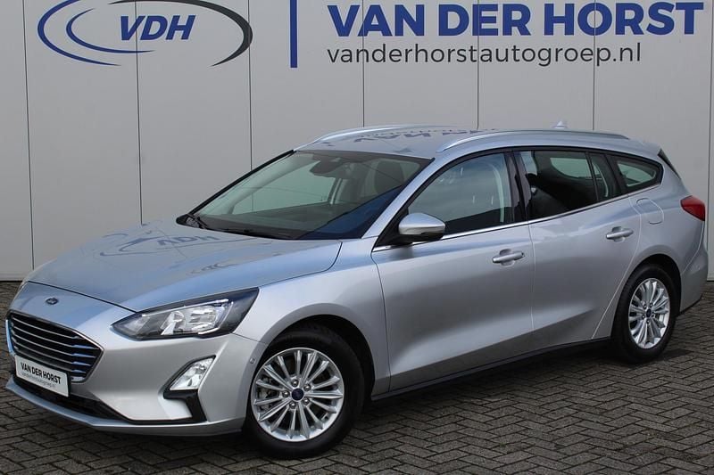 Zilver Gebruikt 2021 Ford Focus Titanium Stationwagen | € 19.430 (Eerlijke prijs) - Afbeelding 1/3