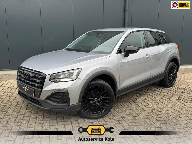 Zilver Gebruikt 2023 Audi Q2 Proline SUV | € 25.835 (Super prijs) - Afbeelding 1/4