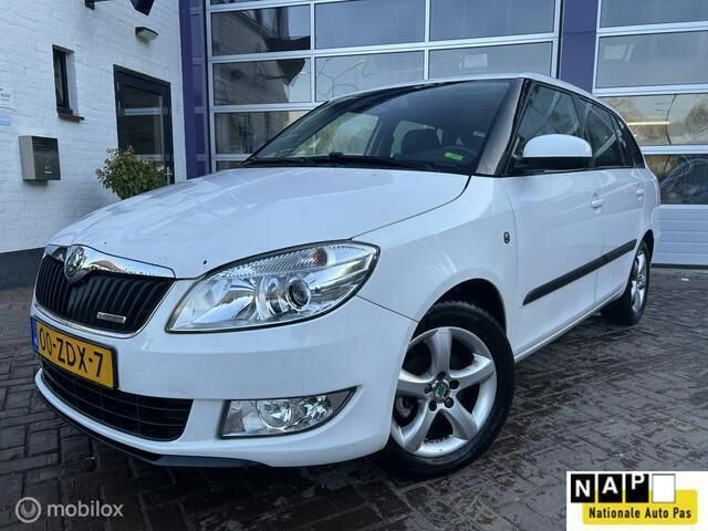 Wit Gebruikt 2012 Skoda Fabia GreenLine Stationwagen | € 2.499 (Eerlijke prijs) - Afbeelding 1/4