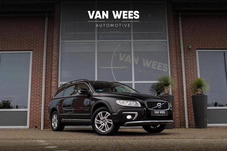 Zwart, metallic lak Gebruikt 2015 Volvo XC70 Momentum SUV | € 16.950 (Eerlijke prijs) - Afbeelding 1/3