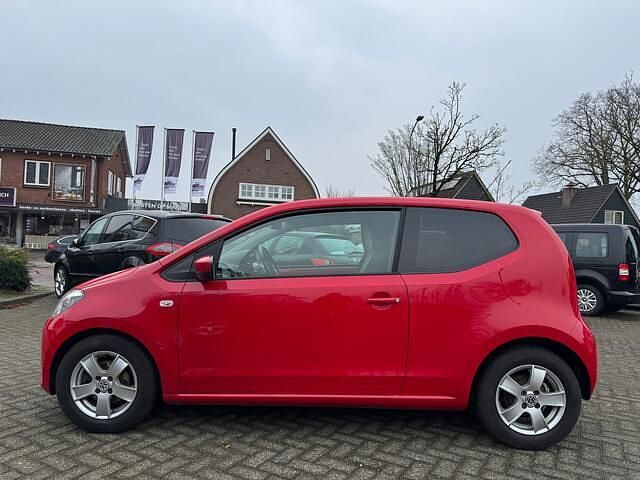 Occasion VW up! high up! 60 PK (44 kW) 2012 Rood Hatchback