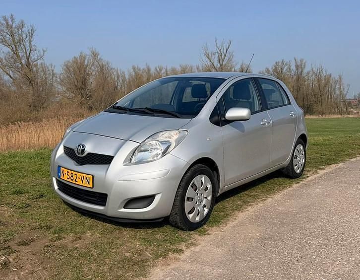 Occasion Toyota Yaris Cool 69 PK (50 kW) 2009 Hatchback