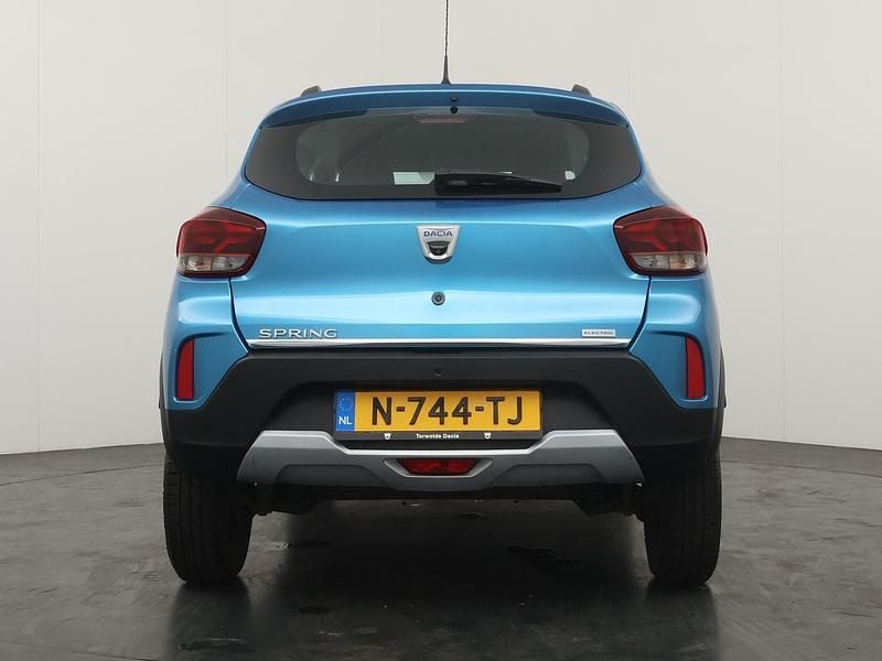 Occasion Dacia Spring Comfort Plus 33 kW (45 PK) 2021 Blauw Hatchback